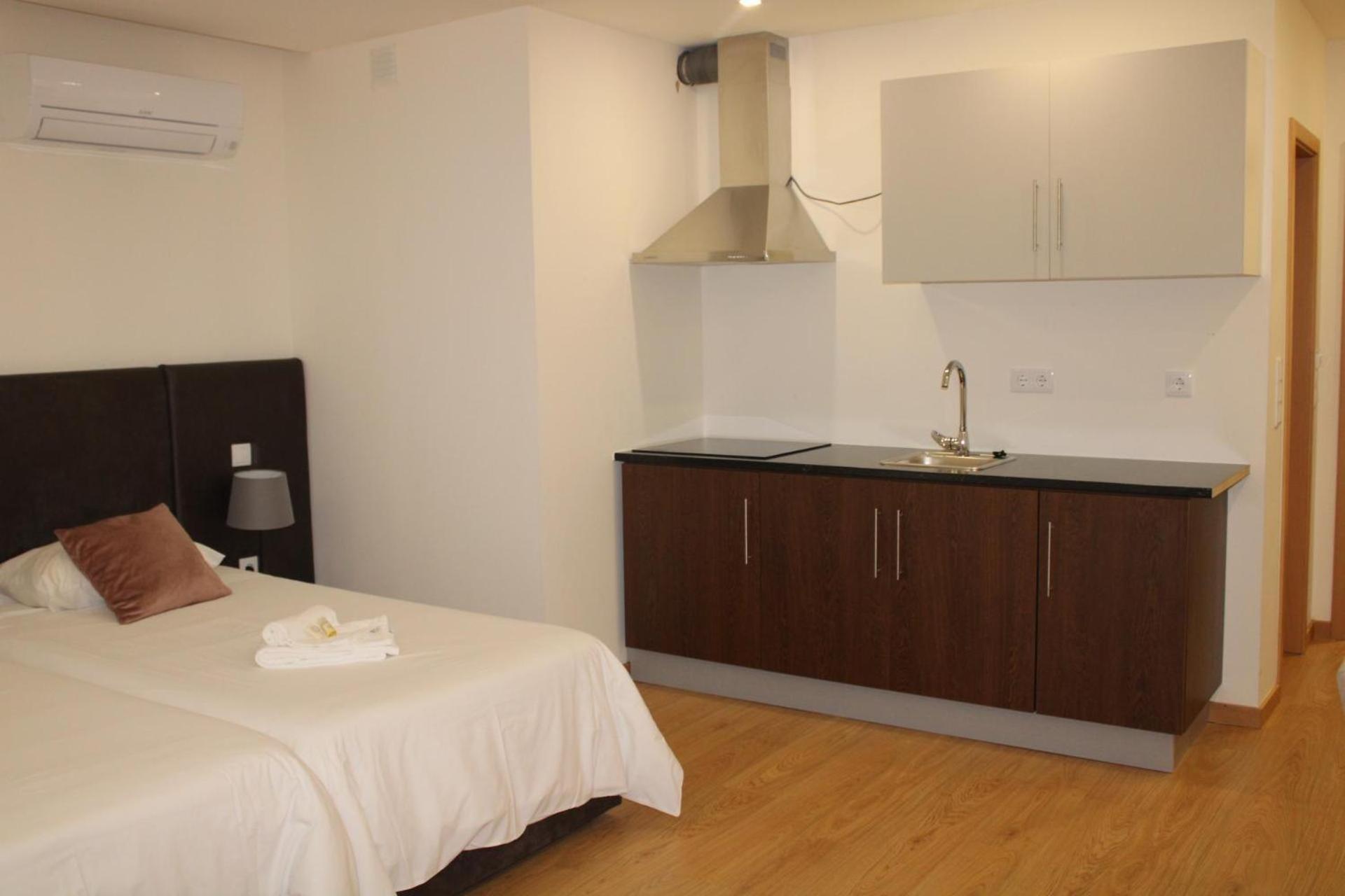 Residencial Dom Manuel Fafe Quarto foto