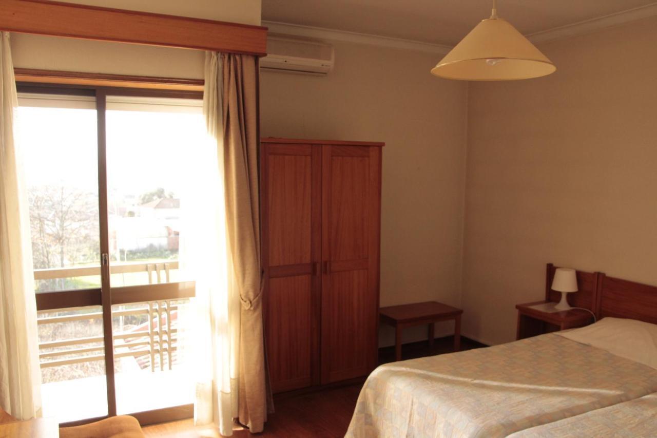 Residencial Dom Manuel Fafe Quarto foto